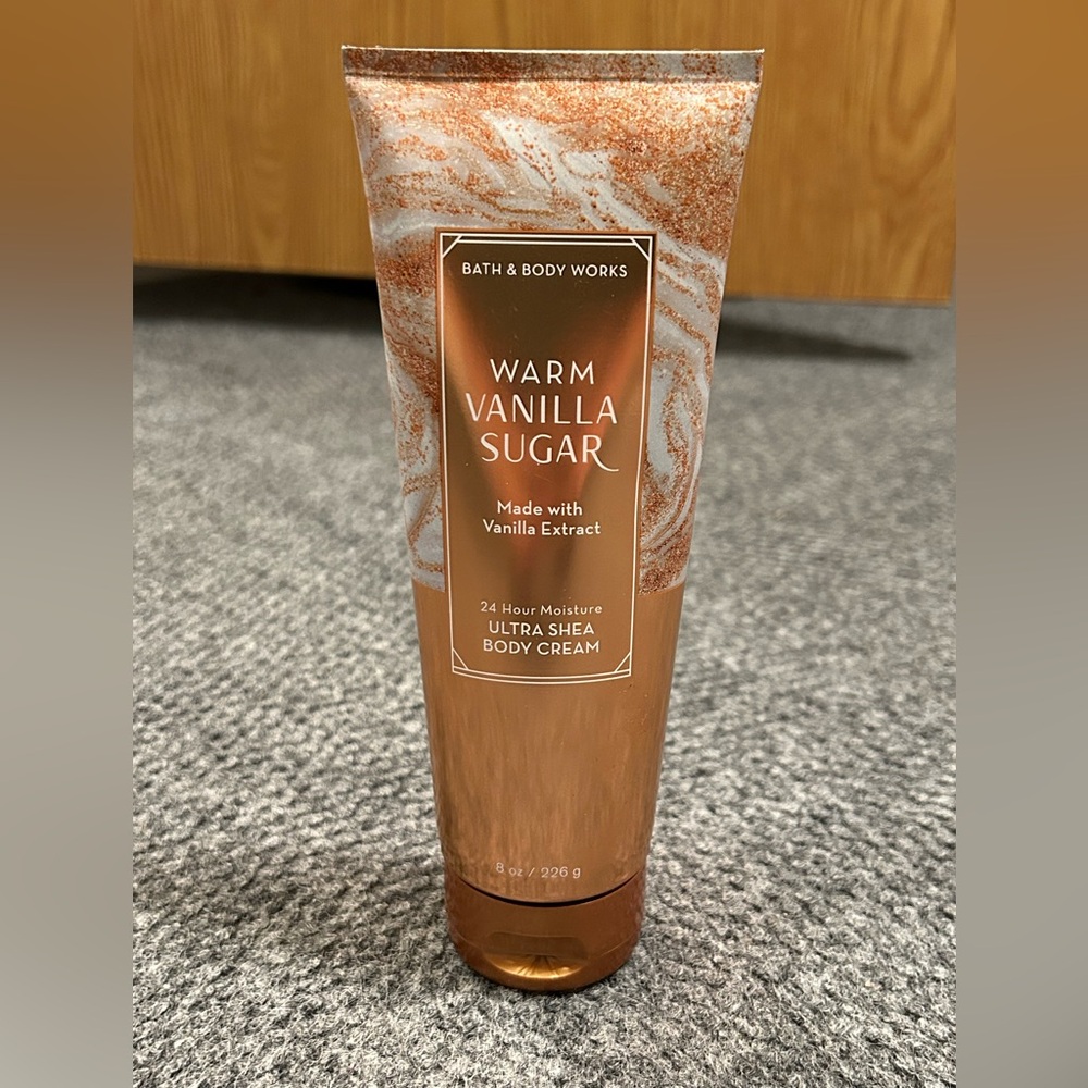 Bath & Body Works Warm Vanilla Sugar Ultra Shea Body Cream - Brown and Cream